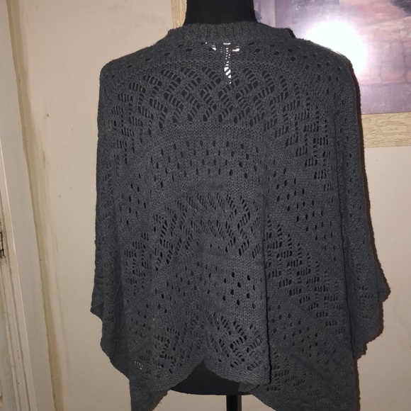 Flora cover cape - Picture 3 of 4